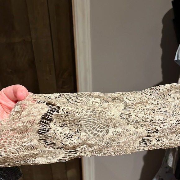 Formal dress - Picture 2 of 3